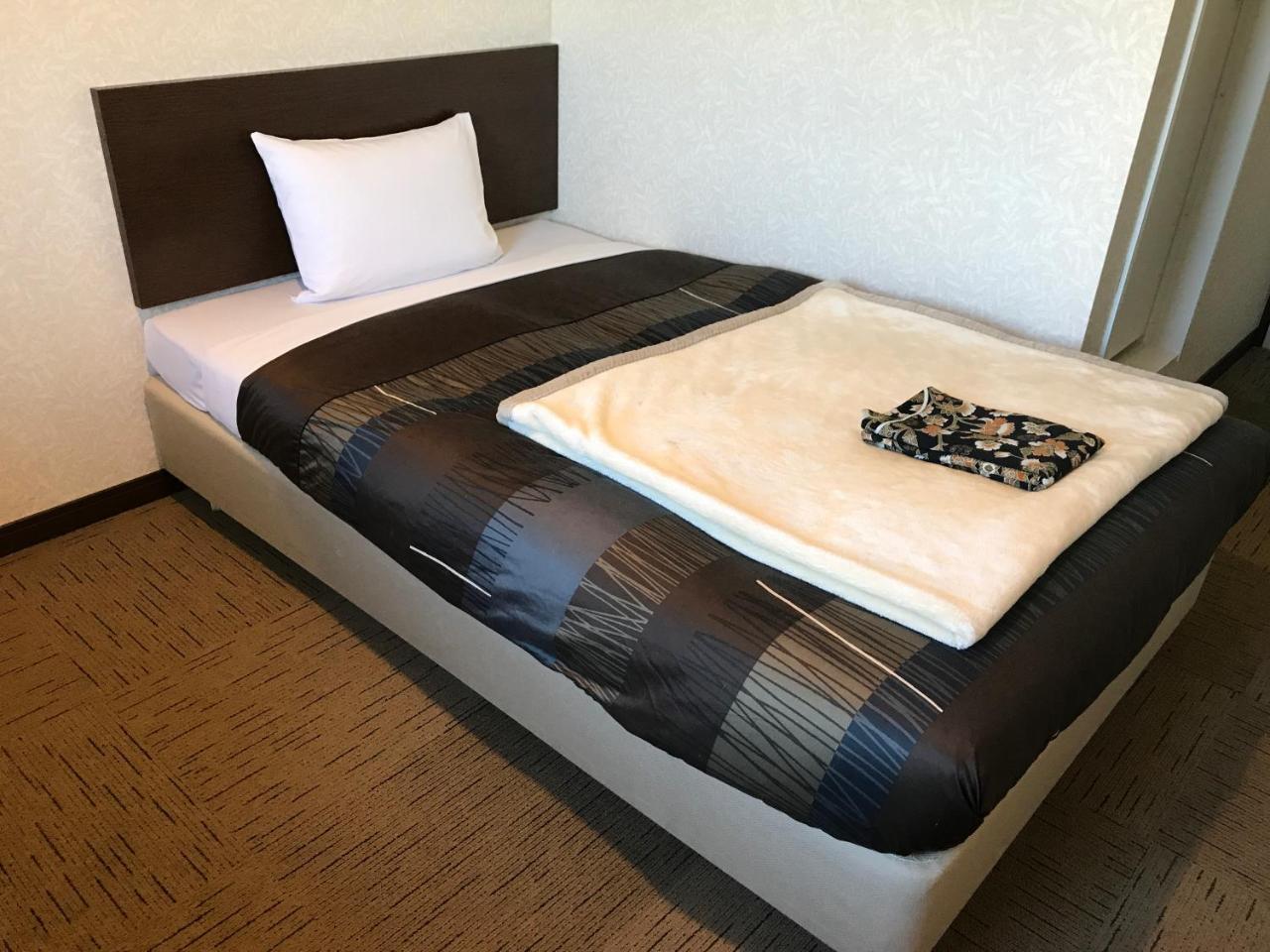 Conbini AyersRockHotel SendaiTagajo Exteriör bild